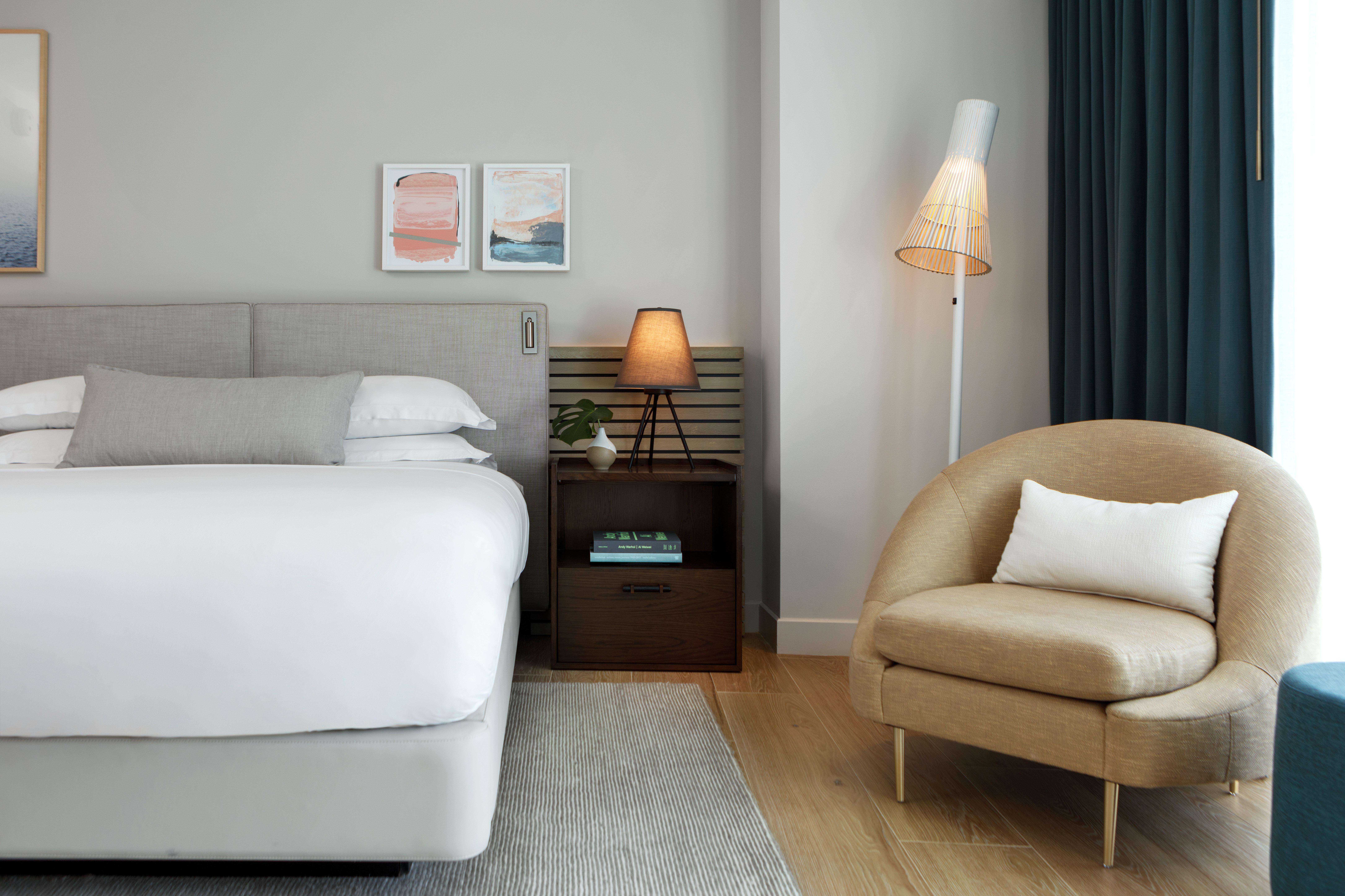 キンプトン エピック ホテル マイアミ エクステリア 写真 A bedroom at the London Edition
