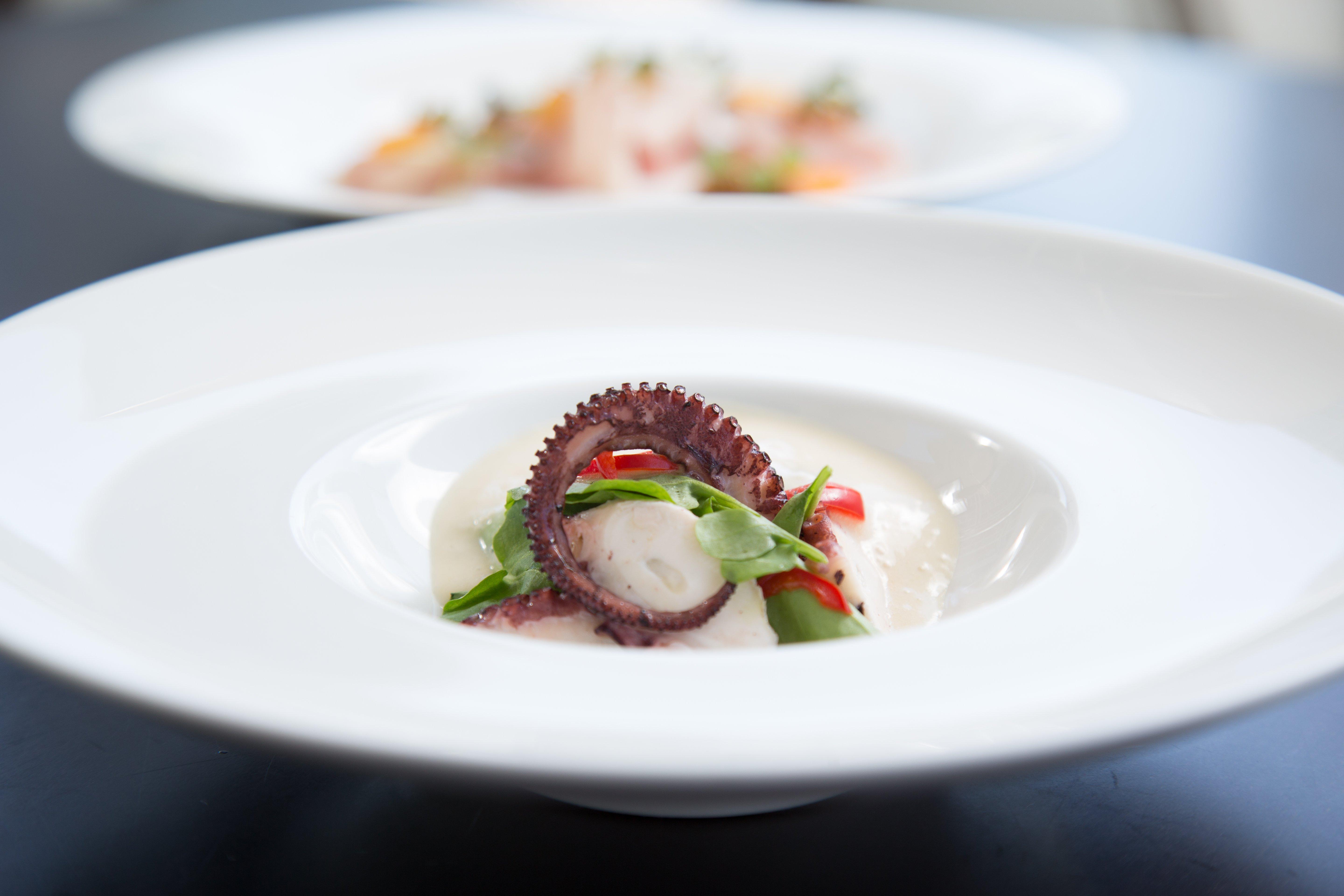 キンプトン エピック ホテル マイアミ エクステリア 写真 Octopus salad