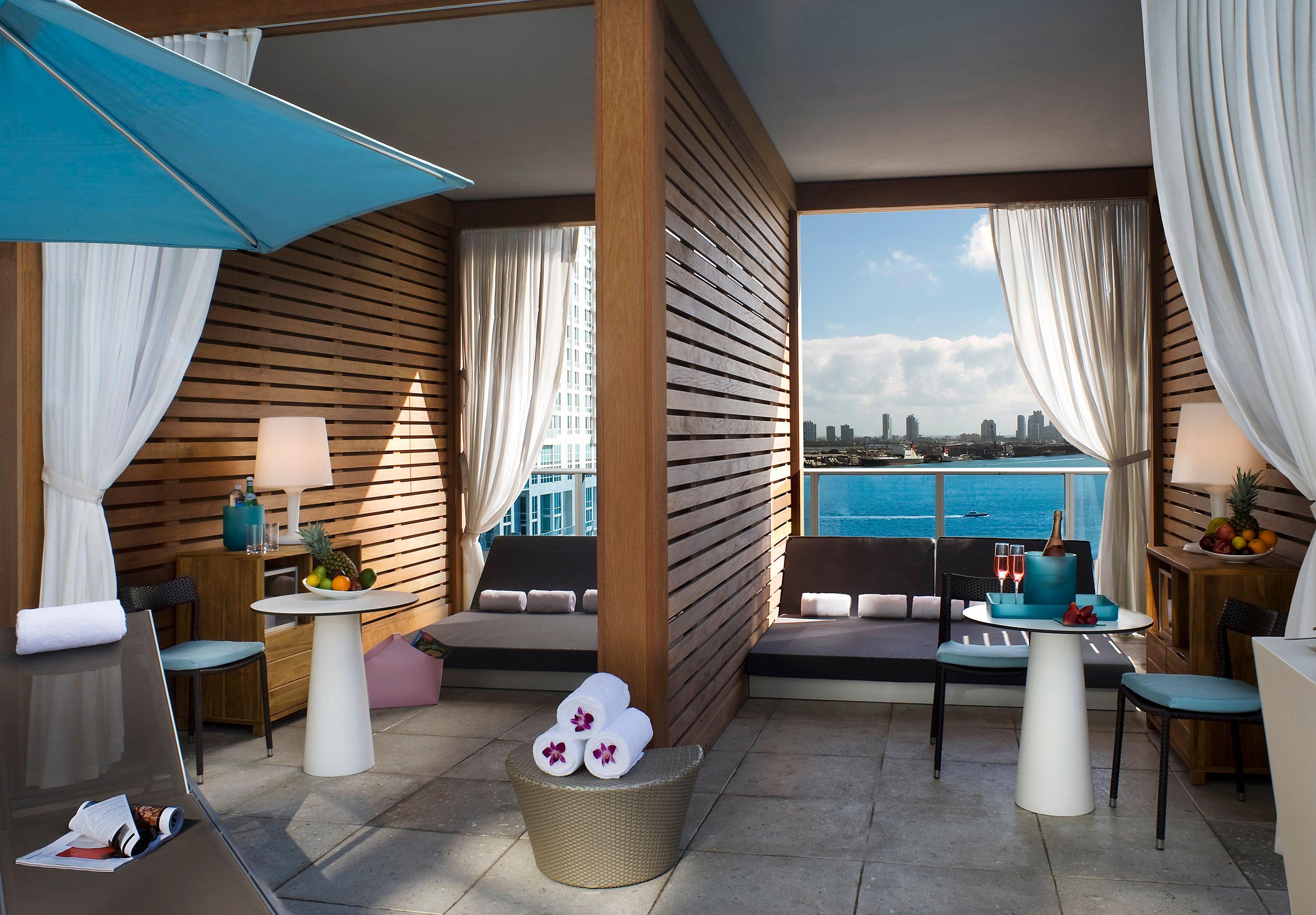 キンプトン エピック ホテル マイアミ 設備 写真 Cabana at the Fontainebleau