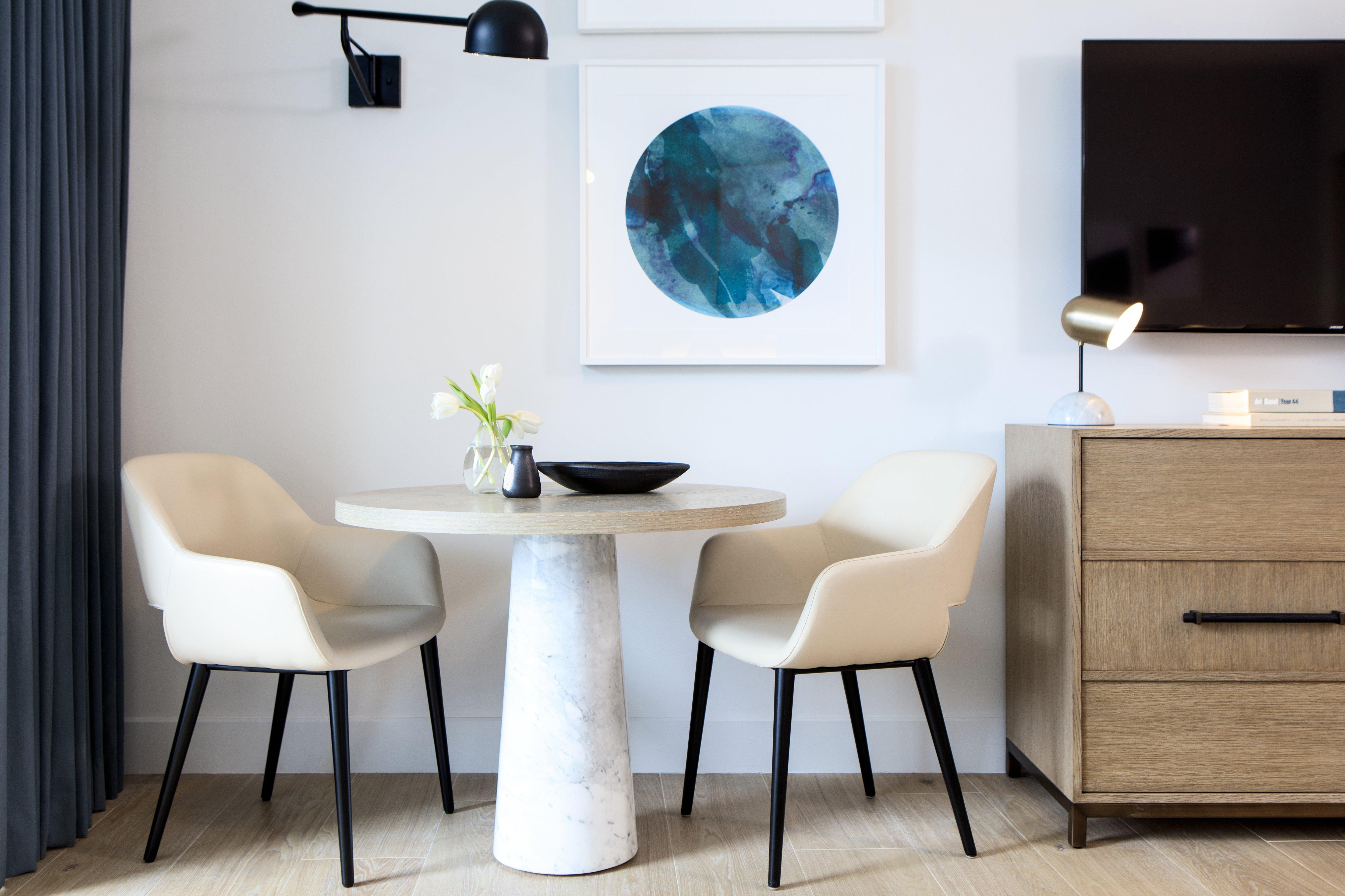 キンプトン エピック ホテル マイアミ エクステリア 写真 A dining room in a hotel